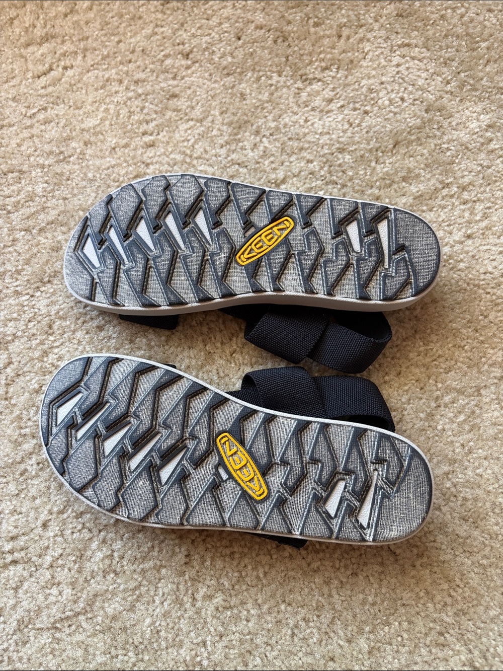 Keen Elle Backstrap Sandals, black, size 9 - Picture 4 of 7